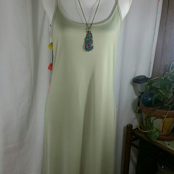 Dress - Picture 4 of 4